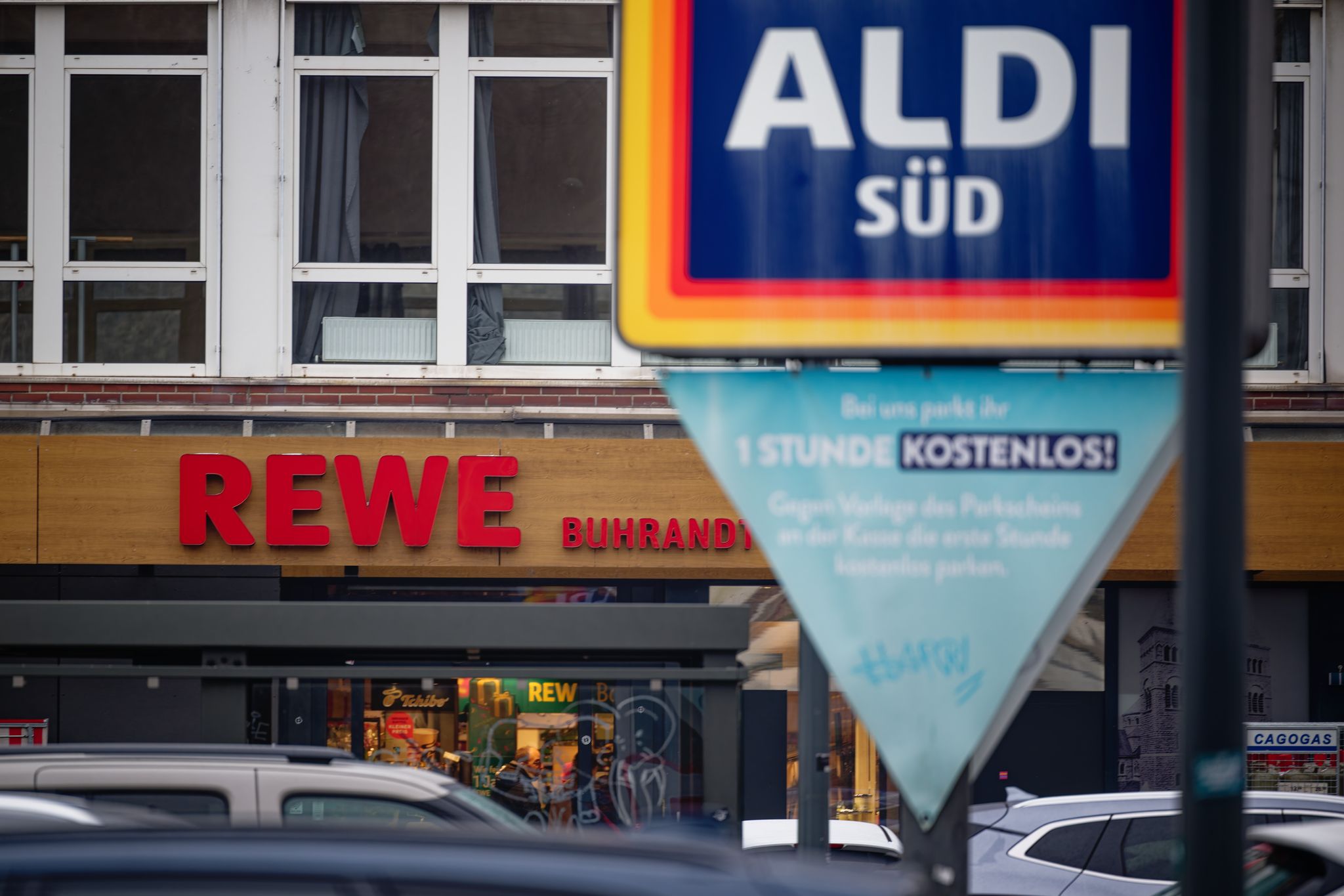 Preiskampf zwischen Aldi und Lidl: Wer ist wirklich billiger?