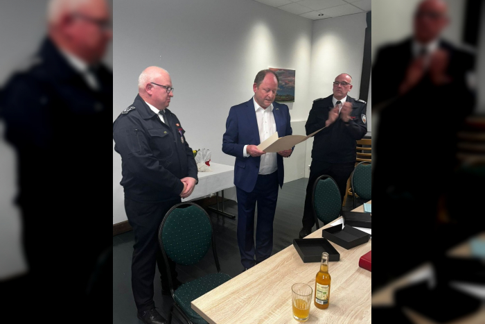 Hünningen: Neu aufgestellte Wehrführung in Ense