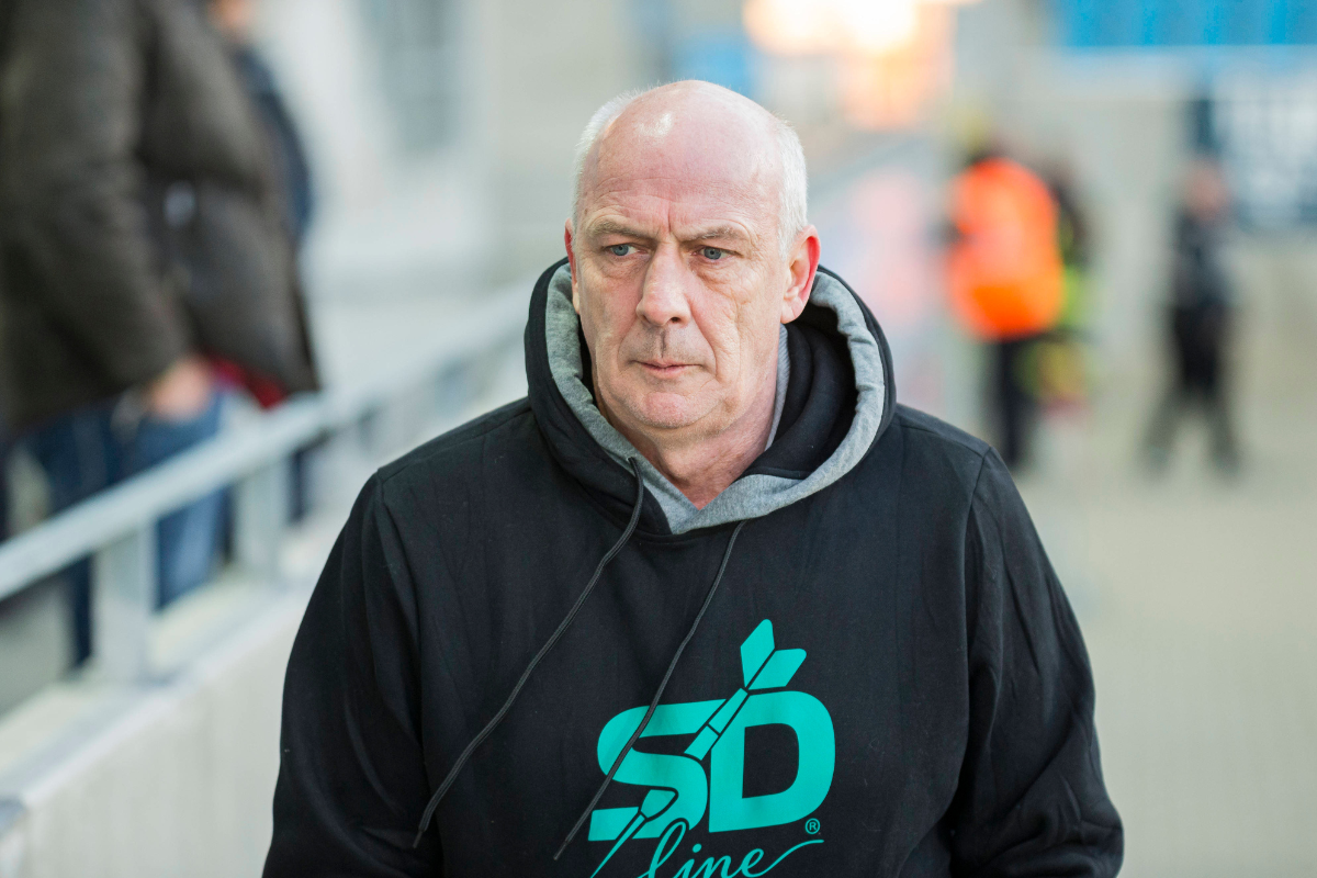 Basler rechnet nach Bayern-Spiel ab: „Warum schaut sich der VAR das nicht an?“