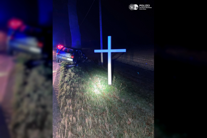 Emmerich-Hüthum: Verdacht auf Alkoholkonsum bei Unfallfahrer