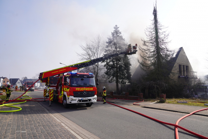 Wittorf: Feuerwehr im Großeinsatz bei Wohnhausbrand