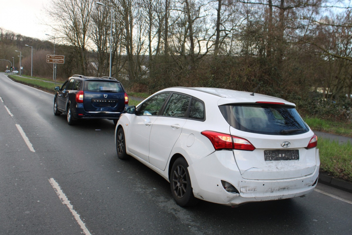 Hagen-Vorhalle: Verkehrsunfall mit drei Fahrzeugen