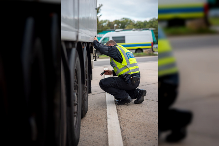 Sachsen: Schwerpunktkontrolle Abfall und Gefahrgut