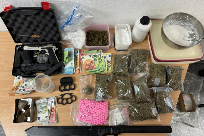 Dortmund: Polizei findet Drogen und Waffen bei Wohnungsdurchsuchung