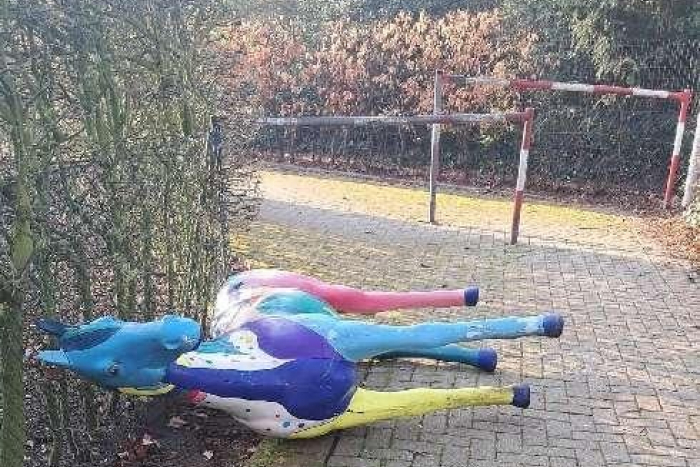 Diebstahl und Beschädigung von Deko-Pferd in Neuenkirchen/Bramsche