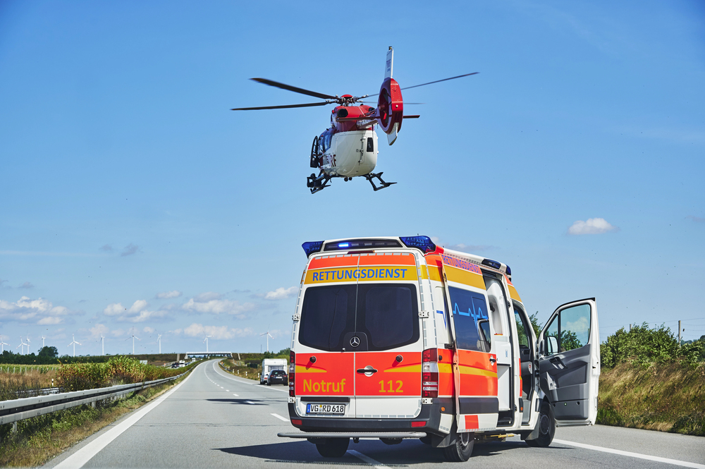 Schwerer Unfall auf der A20: Wirtschaftsminister Wolfgang Blank per Rettungshubschrauber ins Krankenhaus