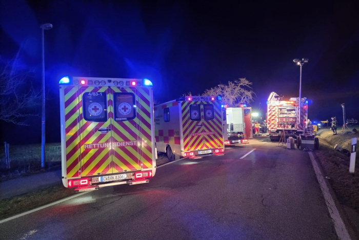 Schwerer Verkehrsunfall bei Schömberg fordert zwei Todesopfer