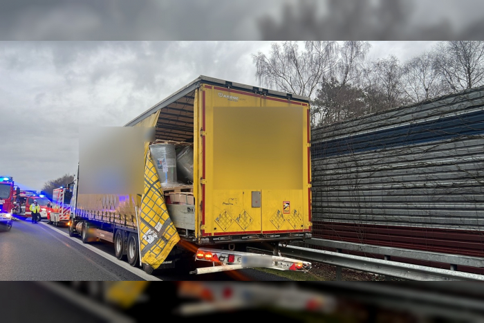 Rotenburg (Wümme): Unfall auf A1 erfordert Vollsperrung