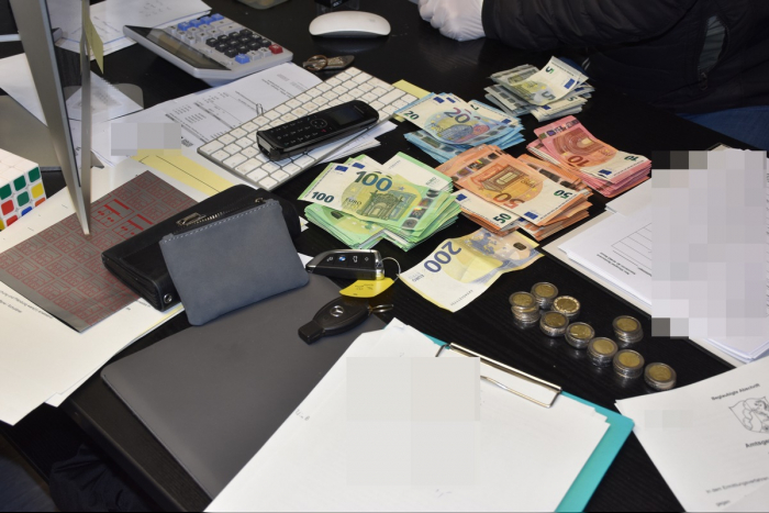 Krefeld: Pfändung bei China-Restaurant in Neuss