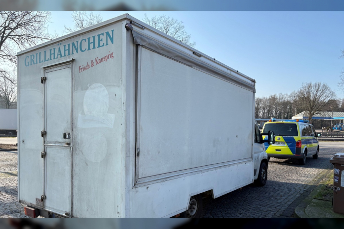 Landkreis Oldenburg: Verstöße bei Tier- und Lebensmitteltransporten auf A1 bei Wildeshausen