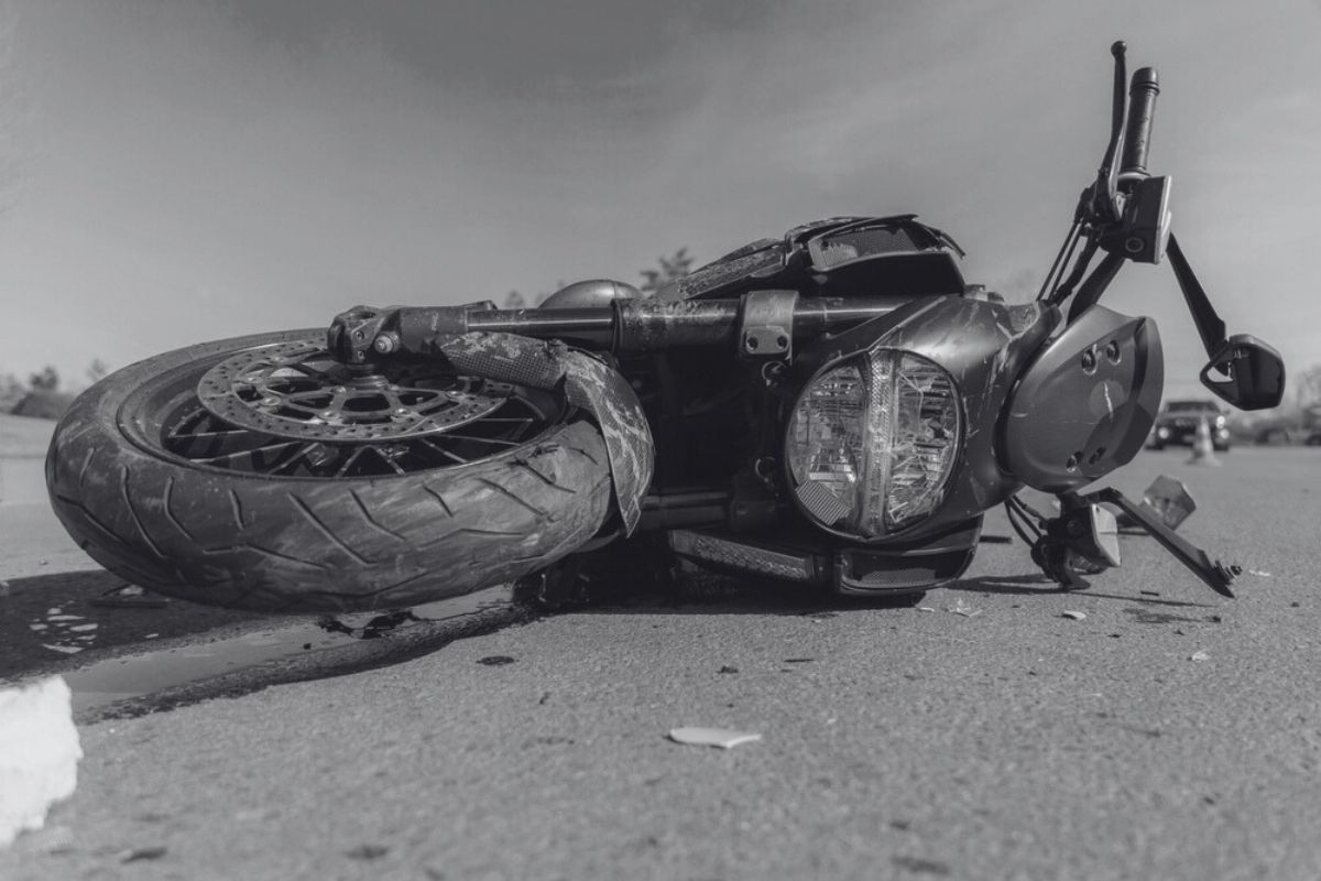 Influencerin Karla Thaynnara stirbt mit 25 – Vater begeht Selbstmord am Unfallort