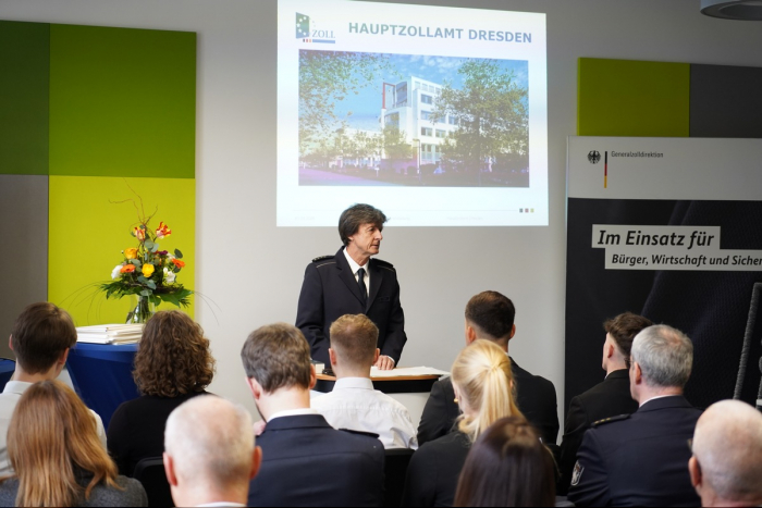 Münster: Hauptzollamt Dresden begrüßt Nachwuchskräfte