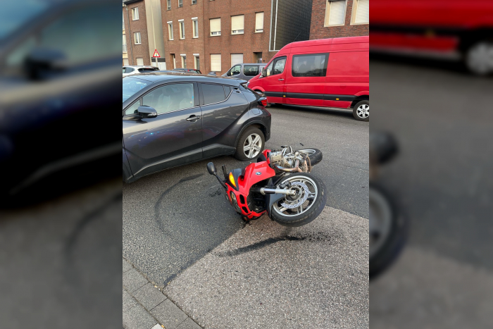 Aachen: Verkehrsunfall in Würselen