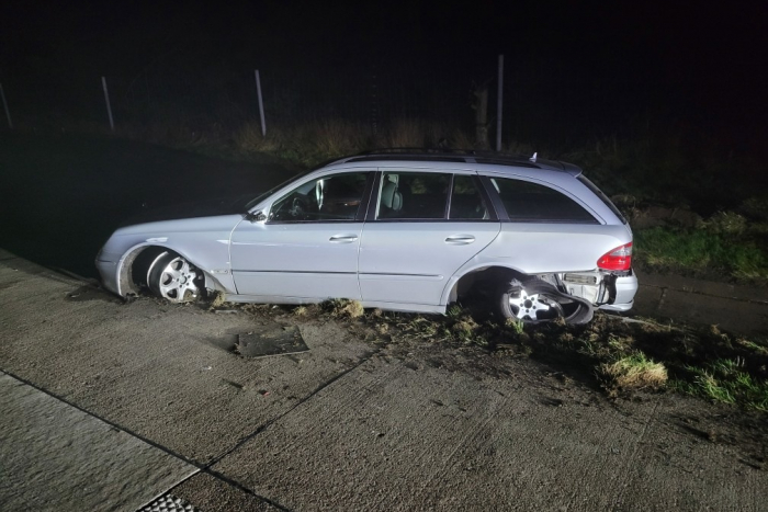 Großenkneten: Autofahrer verursacht Unfall auf vollgesperrter Autobahn