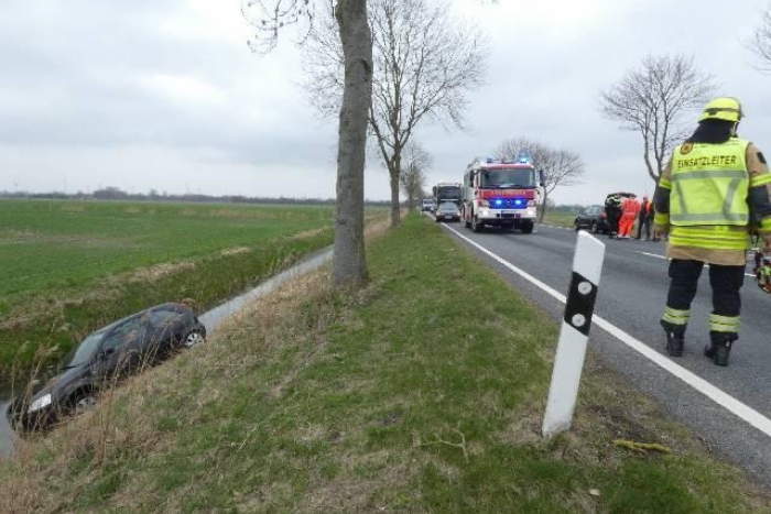 Verkehrsunfall auf B73 bei Altenbruch