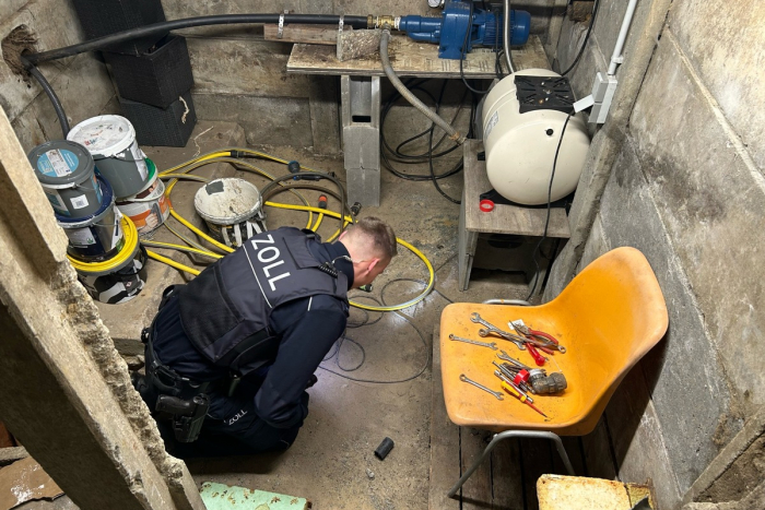 Wolfsburg: Schwarzarbeit im Transportgewerbe – ZOLL durchsucht mehrere Objekte