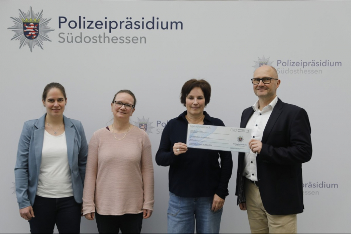 Gemeinsam Gutes tun: 600 Euro Spende für „Wildwasser e. V.“