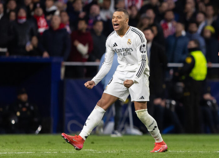 FC Bayern: Kylian Mbappé trotz blutiger Wunde in Real-Madrid-Kader