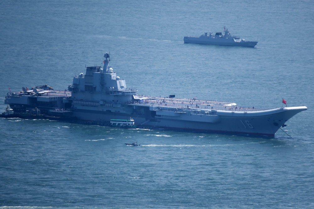 Während Hormus-Verhandlung: China blockiert nächste wichtige Seeroute | Politik