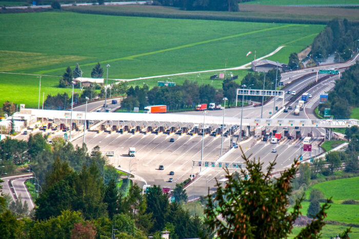 Brenner-Autobahn zwischen Tirol und Italien: Acht Stunden kein Durchkommen
