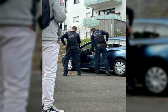 Gießen: Zollberuf hautnah erleben