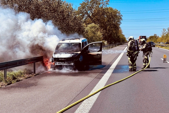 Drevenack: Pkw-Brand auf der BAB 3