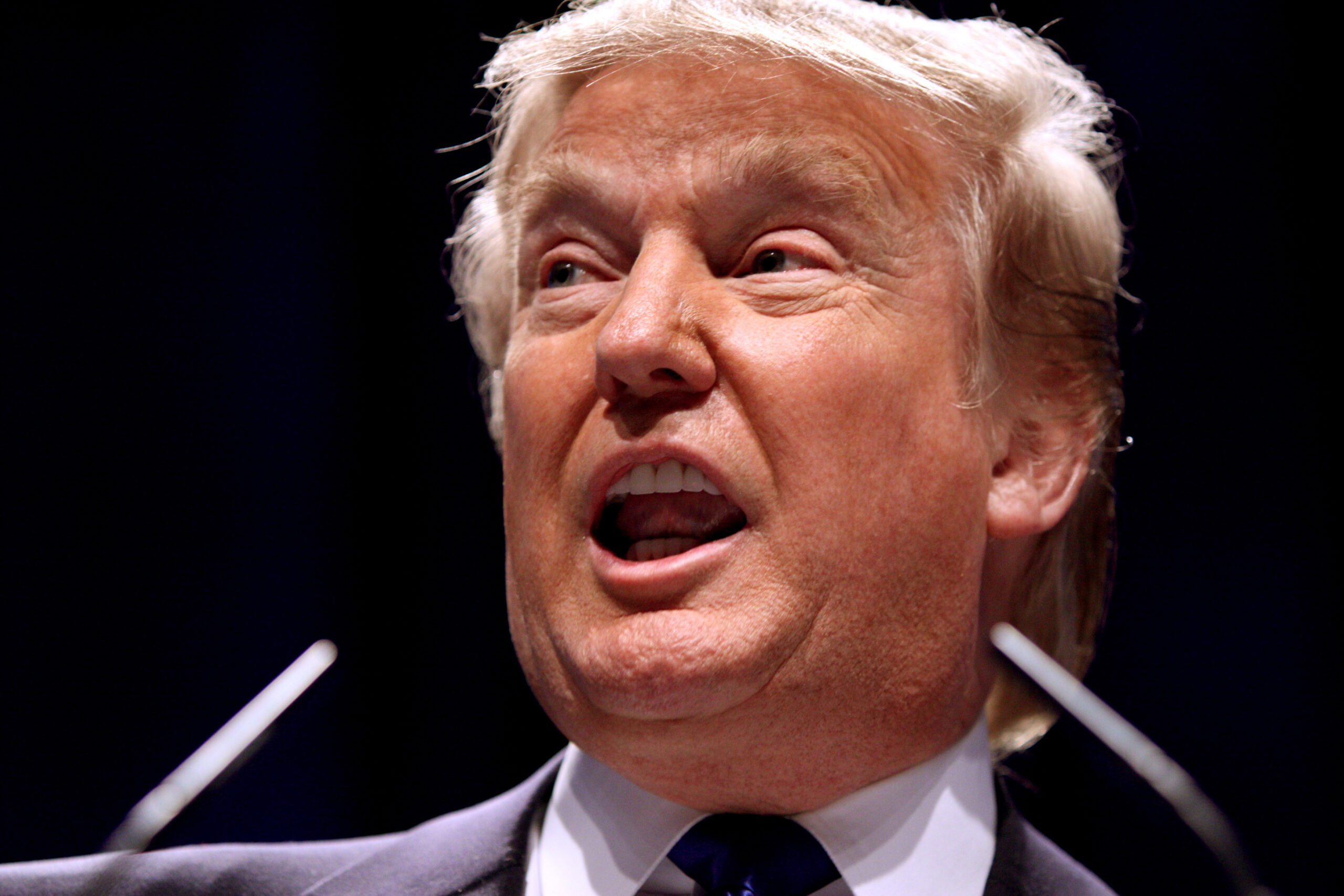 Trump und Energieminister im Disput über die künftige Preisentwicklung von Benzin