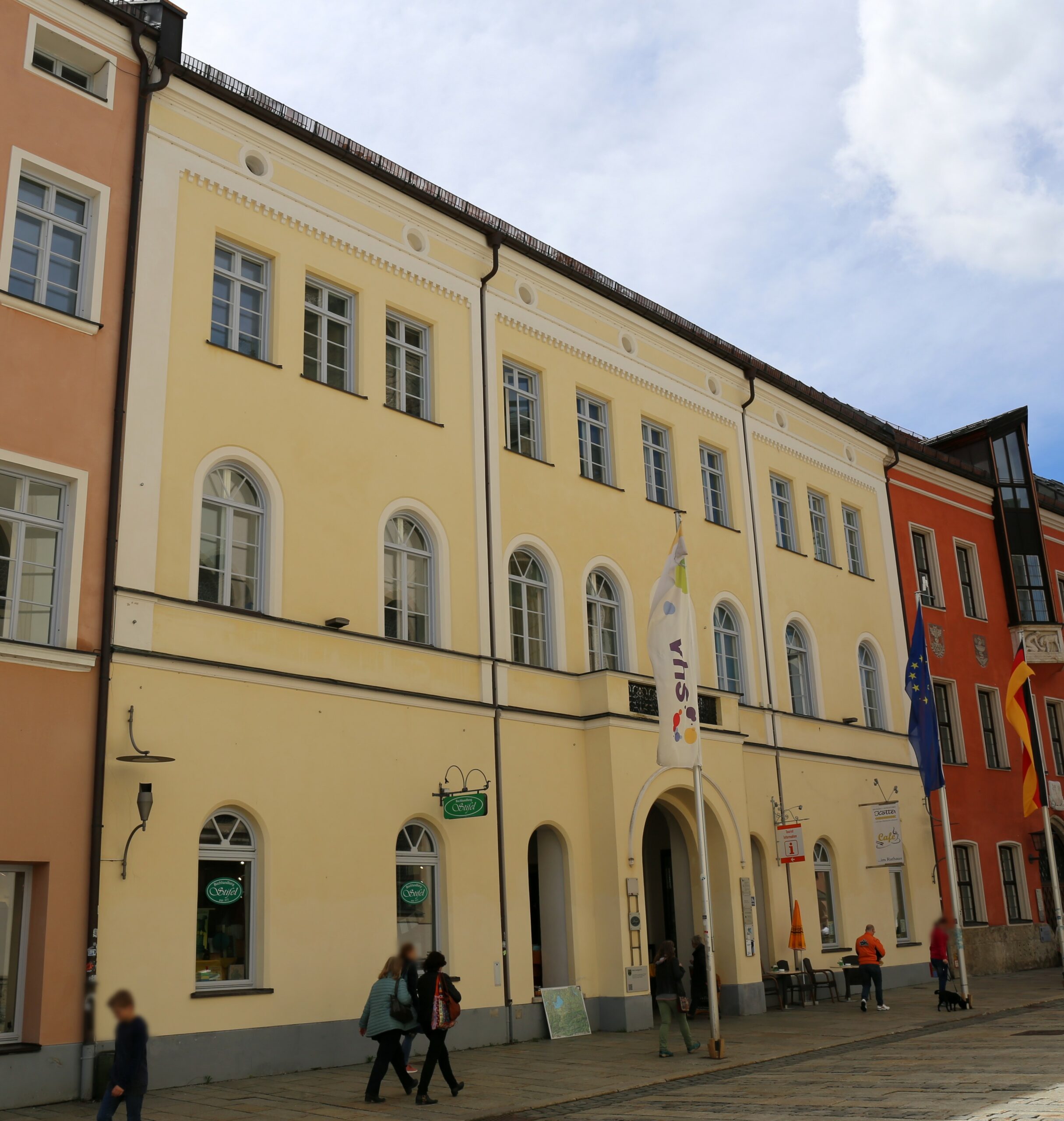 96-Jähriger steht wegen versuchten Mordes im Fokus: Zündete sein Haus an