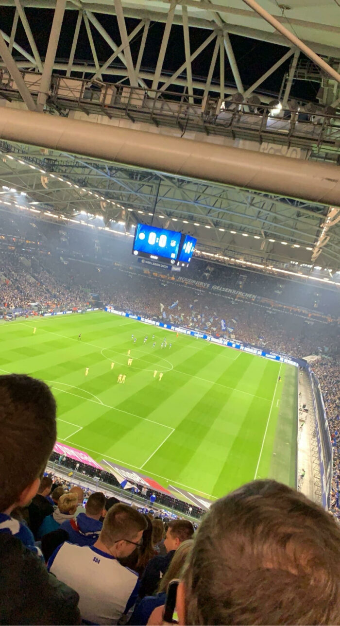 Schalke-Stadion: Leiche in Veltins-Arena gefunden – Reingungskraft entdeckte den Toten | Regional