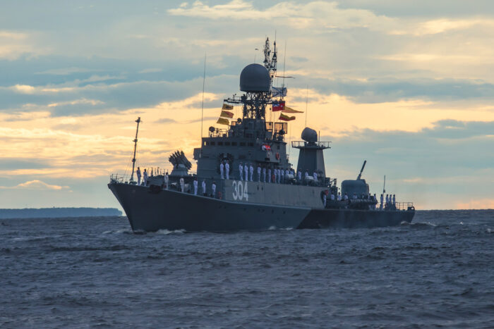 Russisches Kriegsschiff „Severomorsk“ vor Fehmarn – so reagiert die Nato