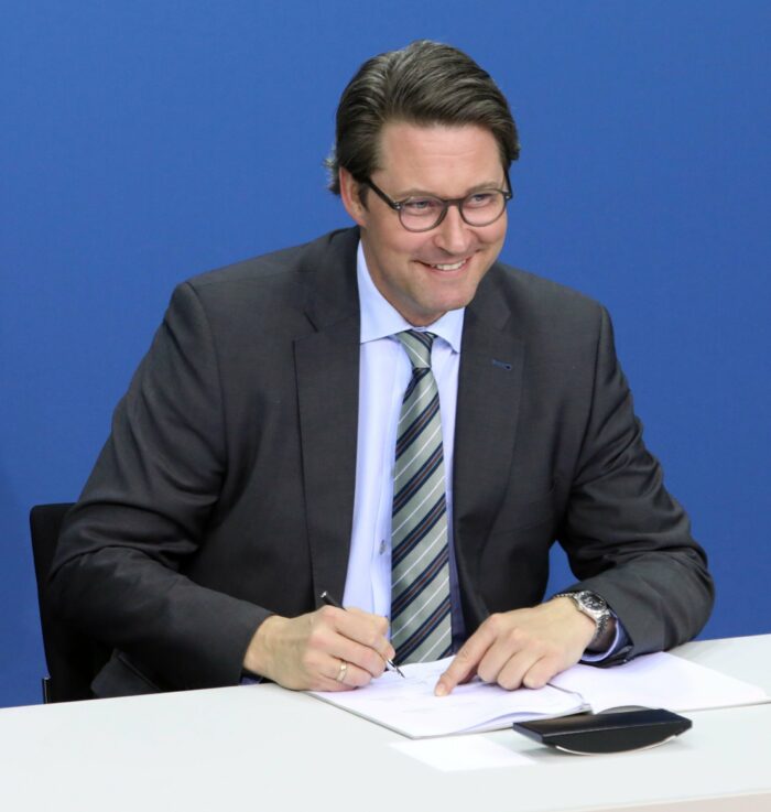 Mögliche Falschaussage: Ex-Minister Scheuer soll nach Maut-Debakel vor Gericht