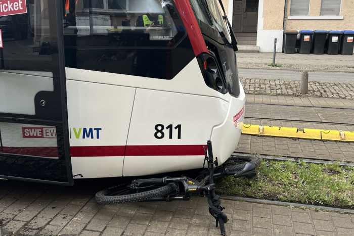 Erfurt: Verkehrsunfall mit Straßenbahn