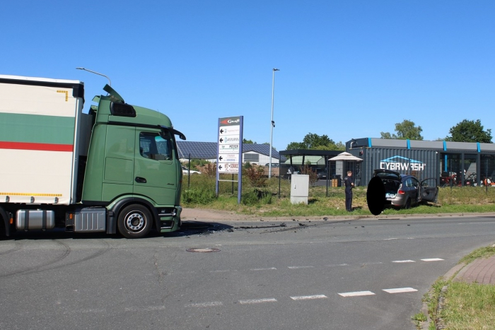 Kreuzungskollision in Lahde