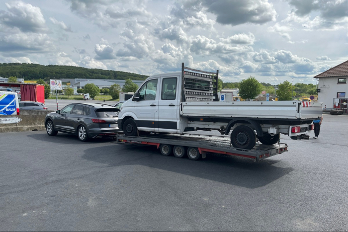 Schwalm-Eder-Kreis: Behördenübergreifliche Kontrolle des Güterverkehrs an der Autobahn 7 bei Malsfeld