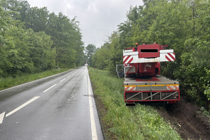Wörth am Rhein: Unfall mit Baukran auf Kreisstraße 15