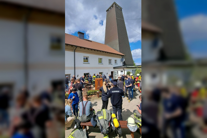 Hilchenbach: Feuerwehr Treppenlauf am Rhein-Weser Turm