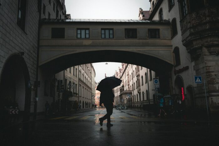 Wettervorhersage für München am 11. Mai 2026: Gewitter und Regen bei 16°C