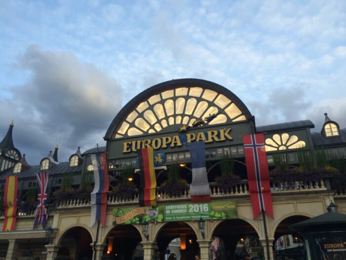 Stromausfall legt Fahrgeschäfte im Europa-Park lahm
