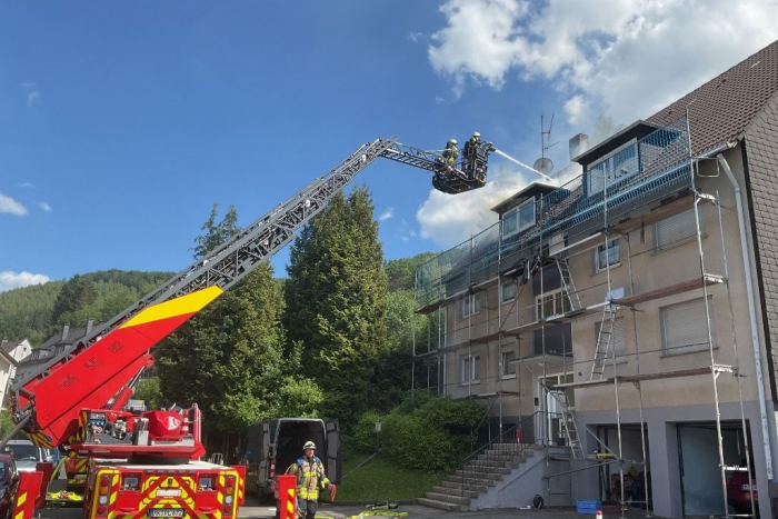 Plettenberg: Stadtmitte Brand Dachgaube