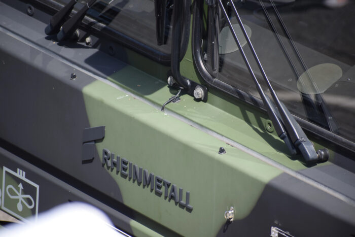 Rekordauftrag aus Rumänien: Rheinmetall kassiert 5,7 Milliarden für Panzer-Deal | Politik
