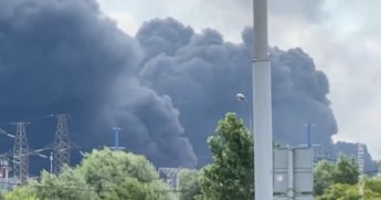 Moskau unter Beschuss: Großbrand in Raffinerie nach ukrainischem Drohnenangriff