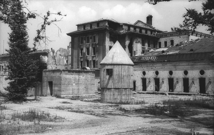 Wohnungen in Berlin geplant: Ehemaliger Hitler-Bunker soll weichen - Denkmalschützer sauer