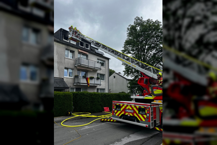 Brand in Mehrfamilienhaus in Velbert-Neviges