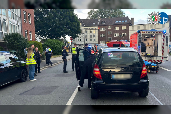 Kind bei Verkehrsunfall in Oberhausen verletzt