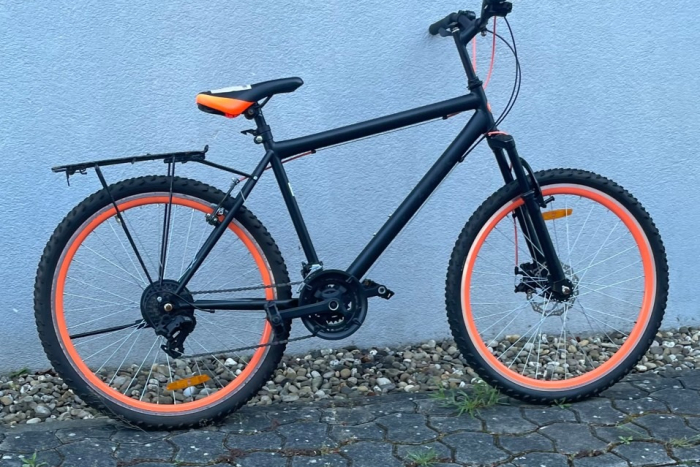 Lingen: Schwarz-oranges Fahrrad sichergestellt