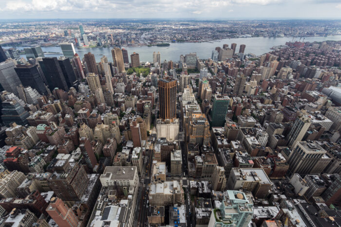 Mysterium in New York! Gefahr für die WM?: Warum tauchen Menschen in Gullys ab? | News