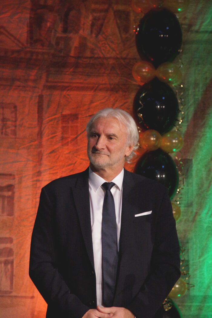 Rudi Völler äußert sich zur WM-Situation und politischen Herausforderungen