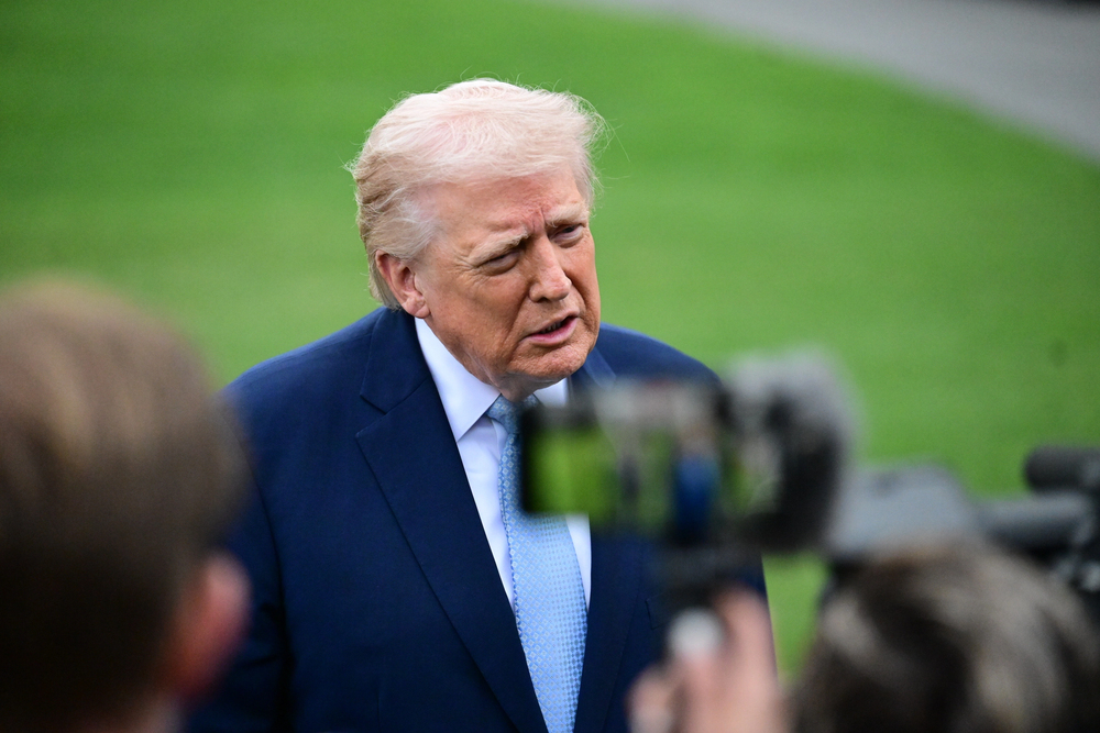 Iran: Geplantes Attentat auf Trump laut israelischer Geheimdienstwarnung.