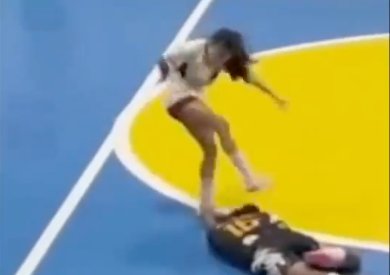 Futsal-Spielerin erhält fünfjährige Sperre nach brutaler Attacke auf Rivalin