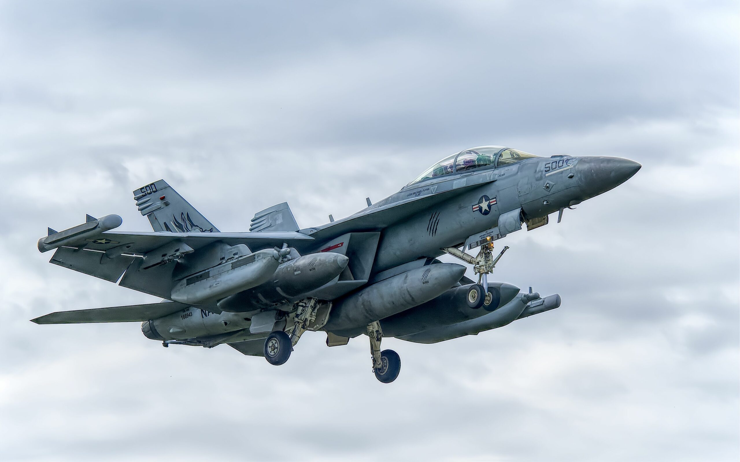 US-Militär startet nach Pause wieder Angriffe auf Iran – Tote und Raketenabwehr in Jordanien